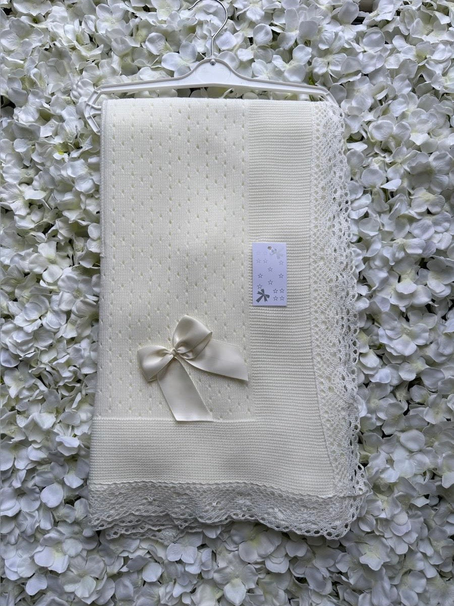 Cream & Cream Bow Luxury Spanish Shawl