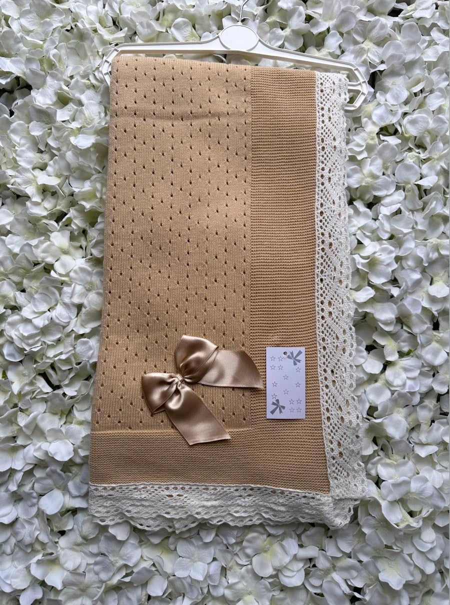 Beige & Beige Bow Luxury Spanish Shawl