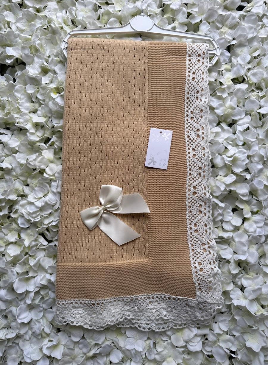 Beige & Beige Bow Luxury Spanish Shawl